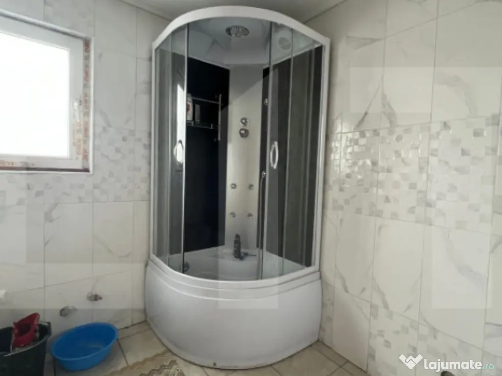 Casă cu teren 1152 mp Parța