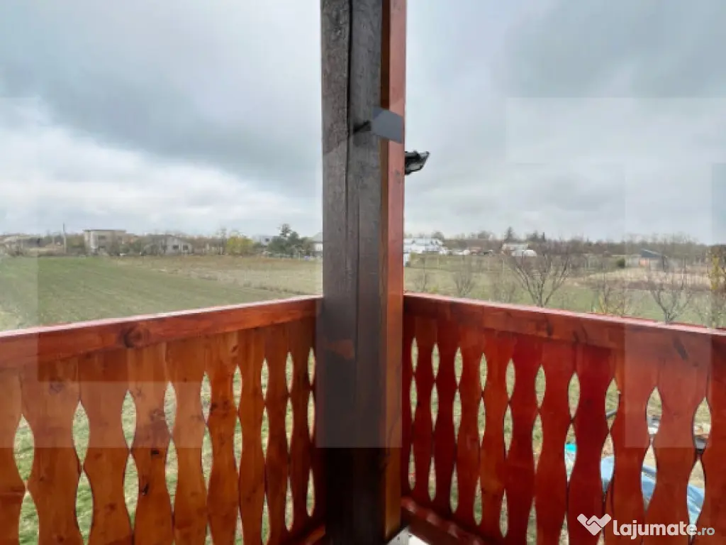 Casă cu teren 1152 mp Parța