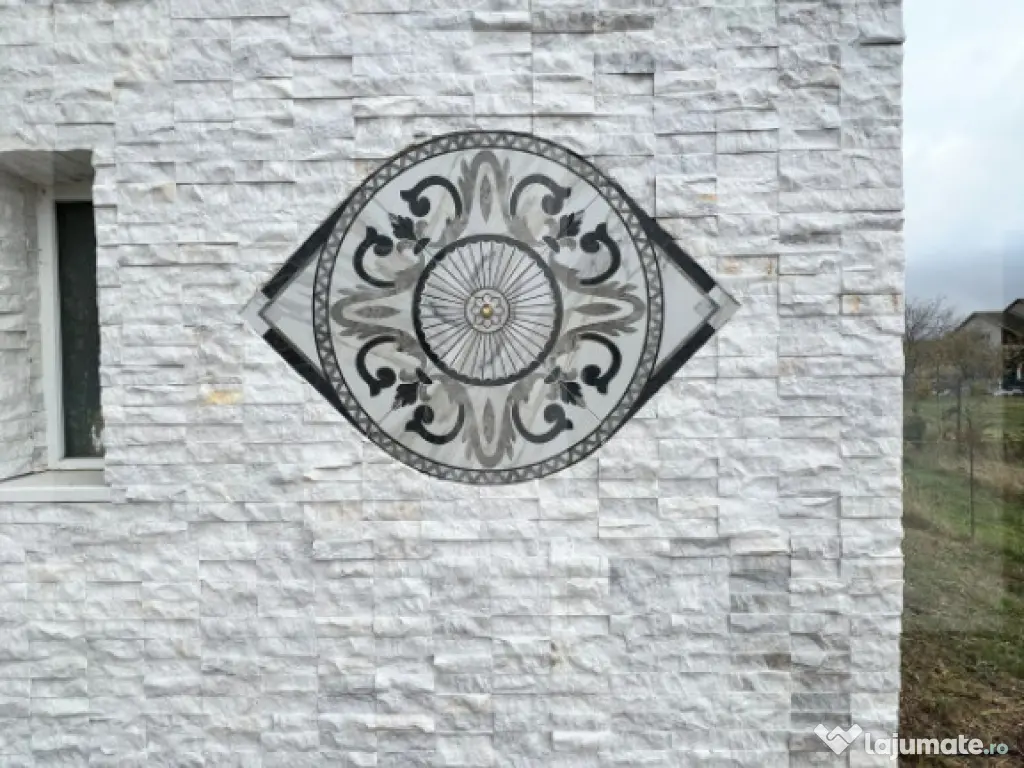 Casă cu teren 1152 mp Parța