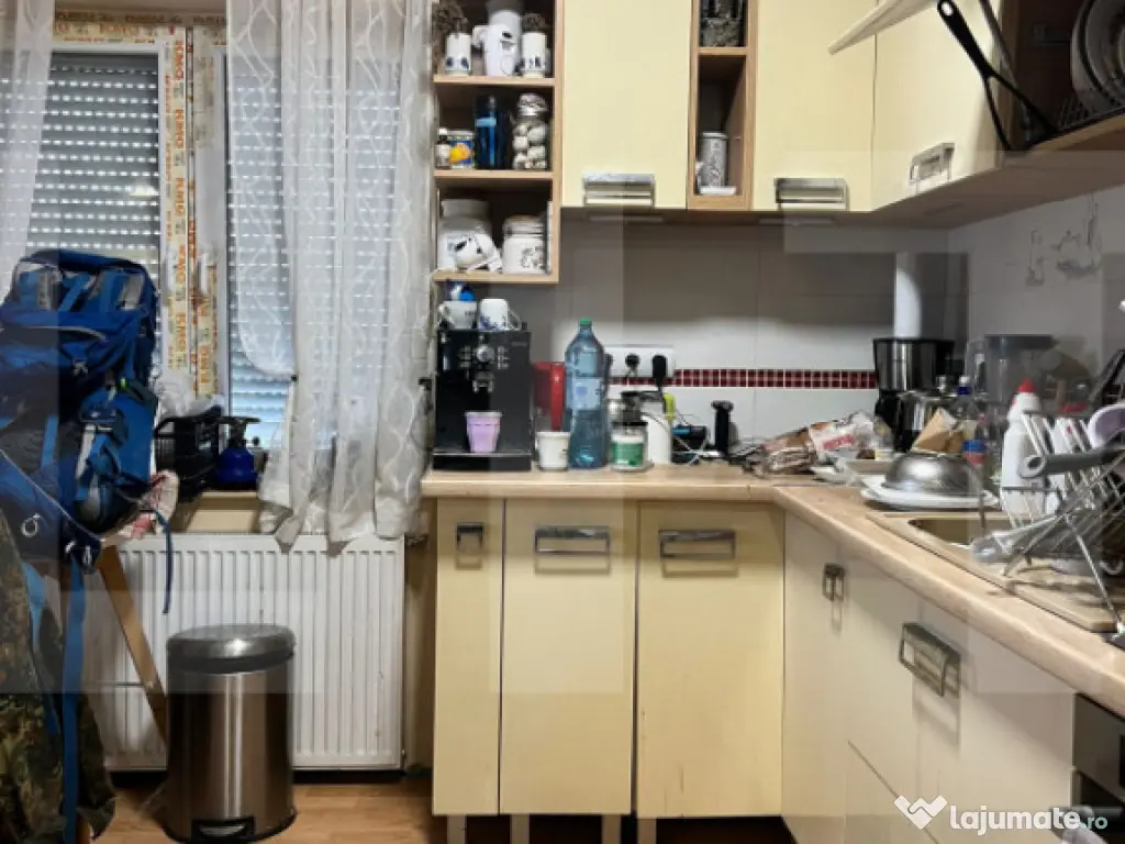 Casă cu teren 1152 mp Parța