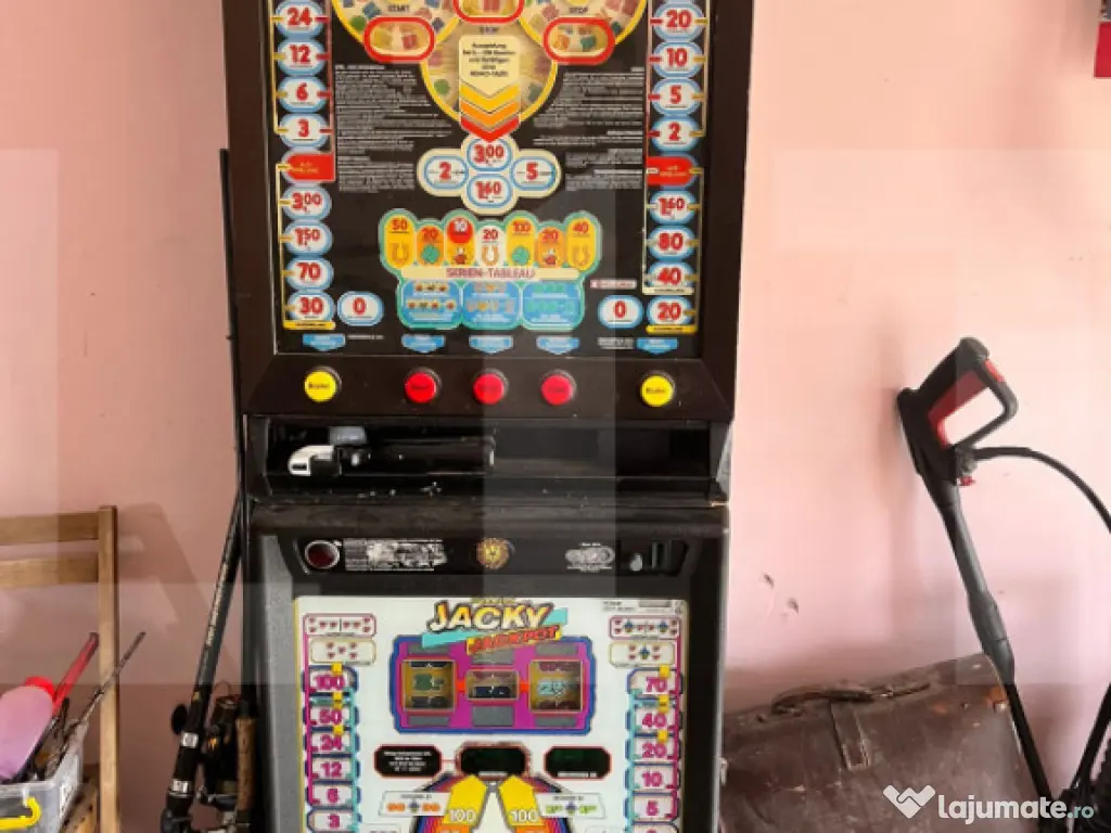 Casă cu teren 1152 mp Parța