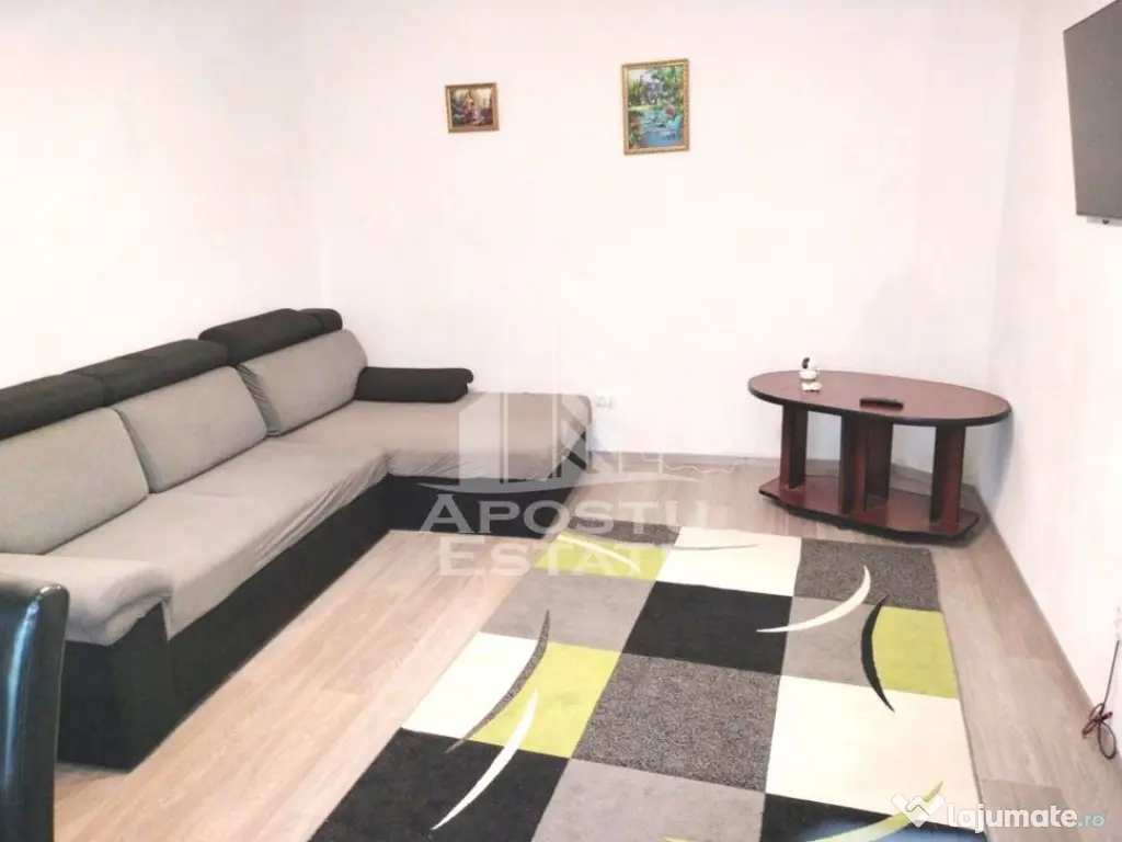 Apartament cu 3 camere, curte comuna, centrala proprie, z... 