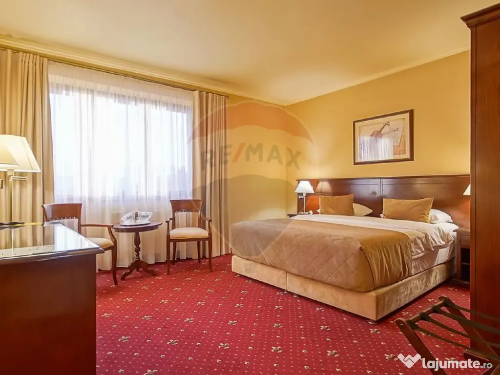 HOTEL,PISCINA SI CORT DE EVENIMENTE | 18080 MP TEREN | GR...