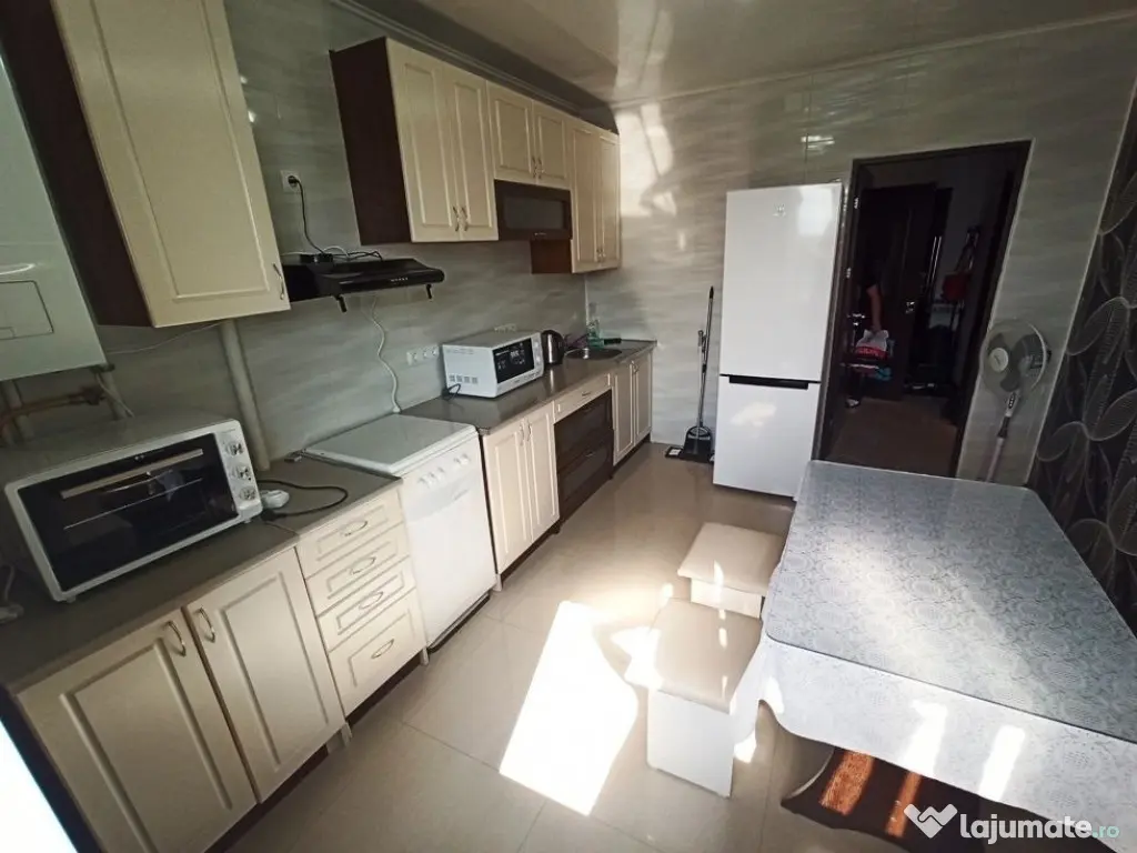 Apartament cu 2 camere de inchiriat in zona Berceni