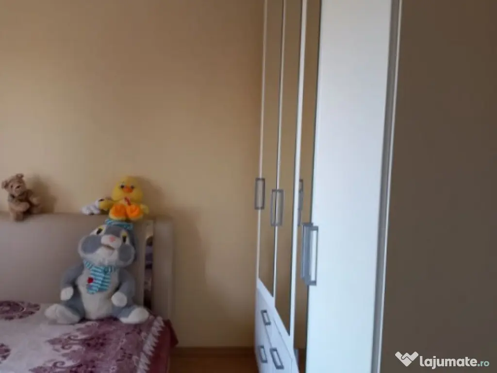 Apartament 3 camere, termen lung, zona Brotăcei-Constanta 