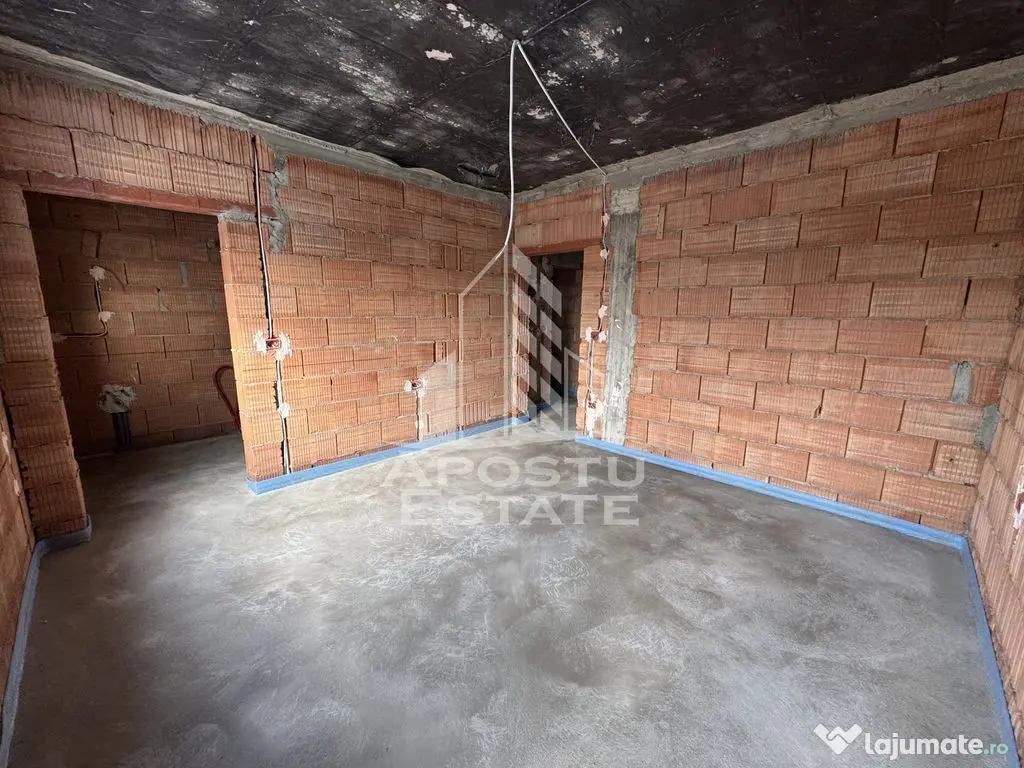 Duplex cu 5 camere si 3 bai, dormitor la parter, finisaje... 