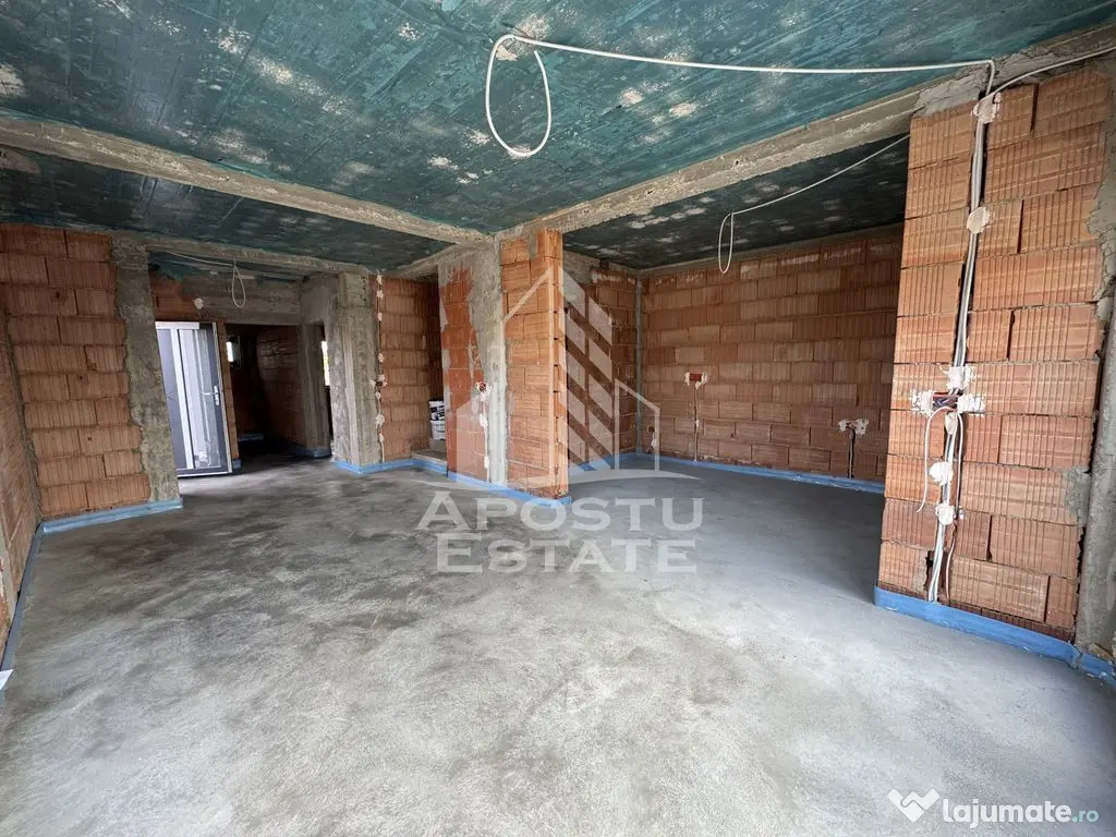 Duplex cu 5 camere si 3 bai, dormitor la parter, finisaje... 