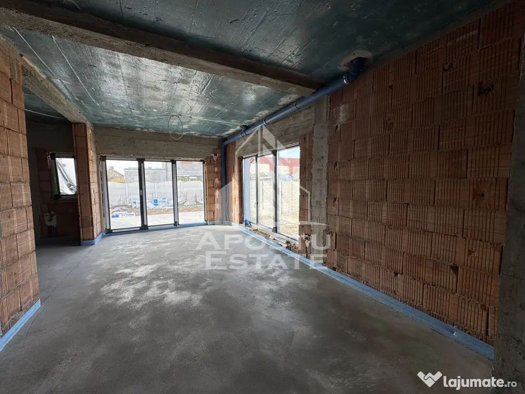 Duplex cu 5 camere si 3 bai, dormitor la parter, finisaje... 