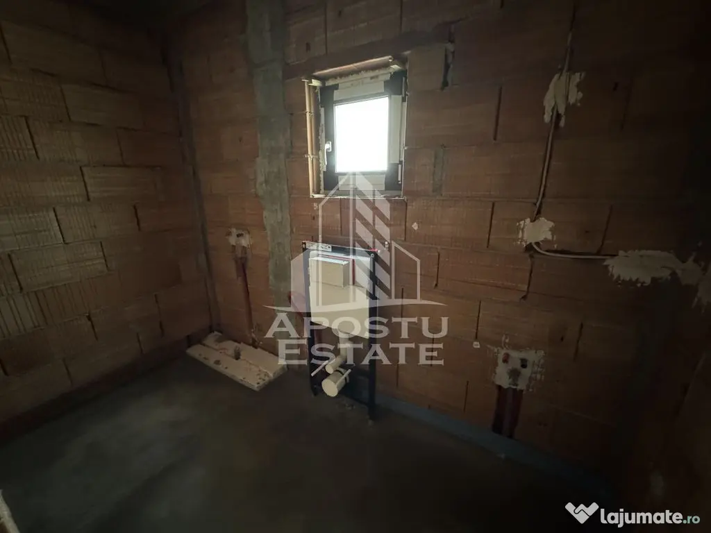 Duplex cu 5 camere si 3 bai, dormitor la parter, finisaje... 