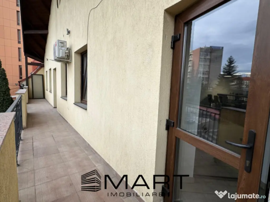 Apartament la casa 130mp curte 35mp zona centrala 