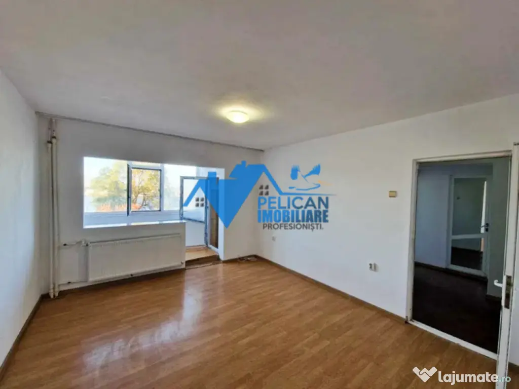 Pelican, 2 camere, decomandat, ETAJ 2 