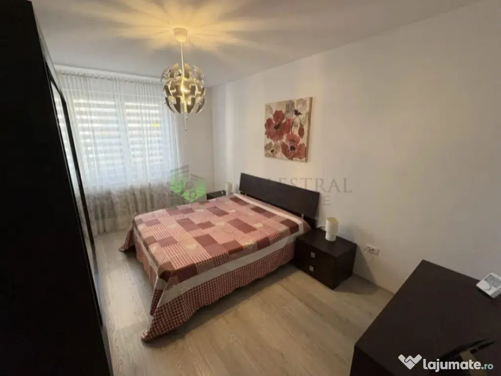 Apartament 2 camere Tractorul-Coresi, lux,mobilat,133000 Eur 