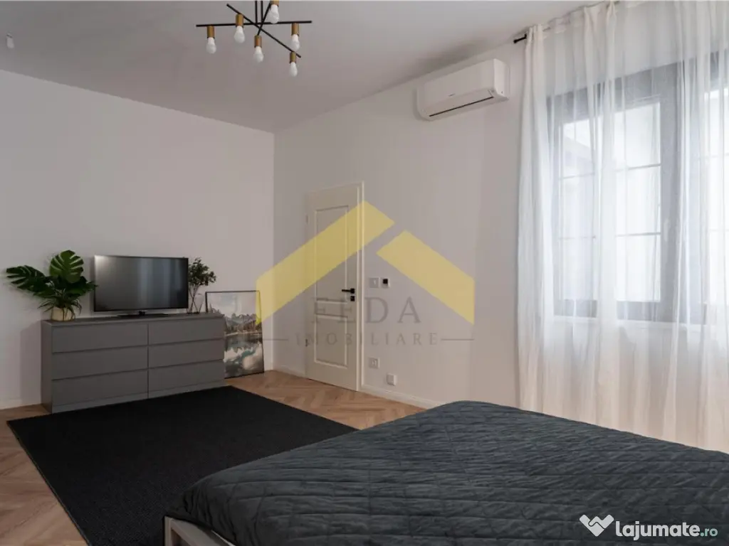 Casa la sol stil Neoclasic modren lux in Mandruloc