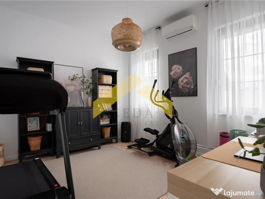 Casa la sol stil Neoclasic modren lux in Mandruloc