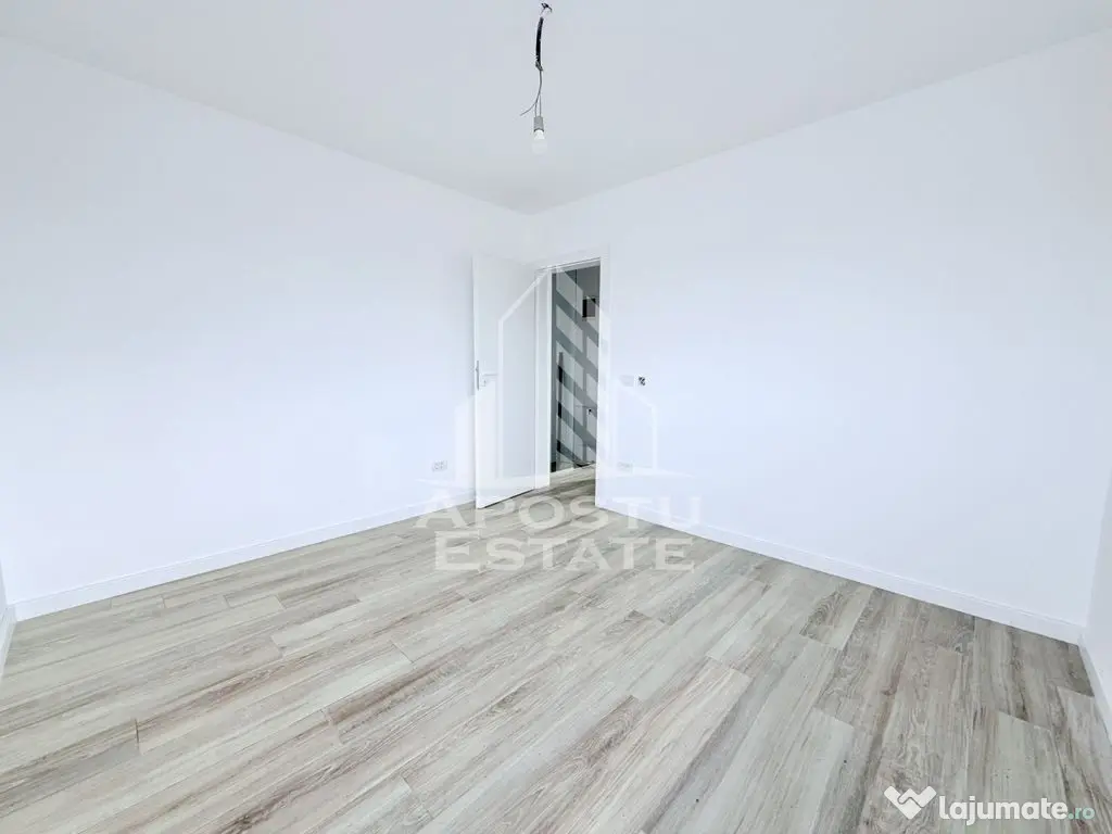 Locuinta moderna de tip duplex in Mehala, la doar 10 minu...