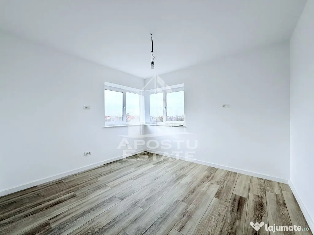 Locuinta moderna de tip duplex in Mehala, la doar 10 minu...