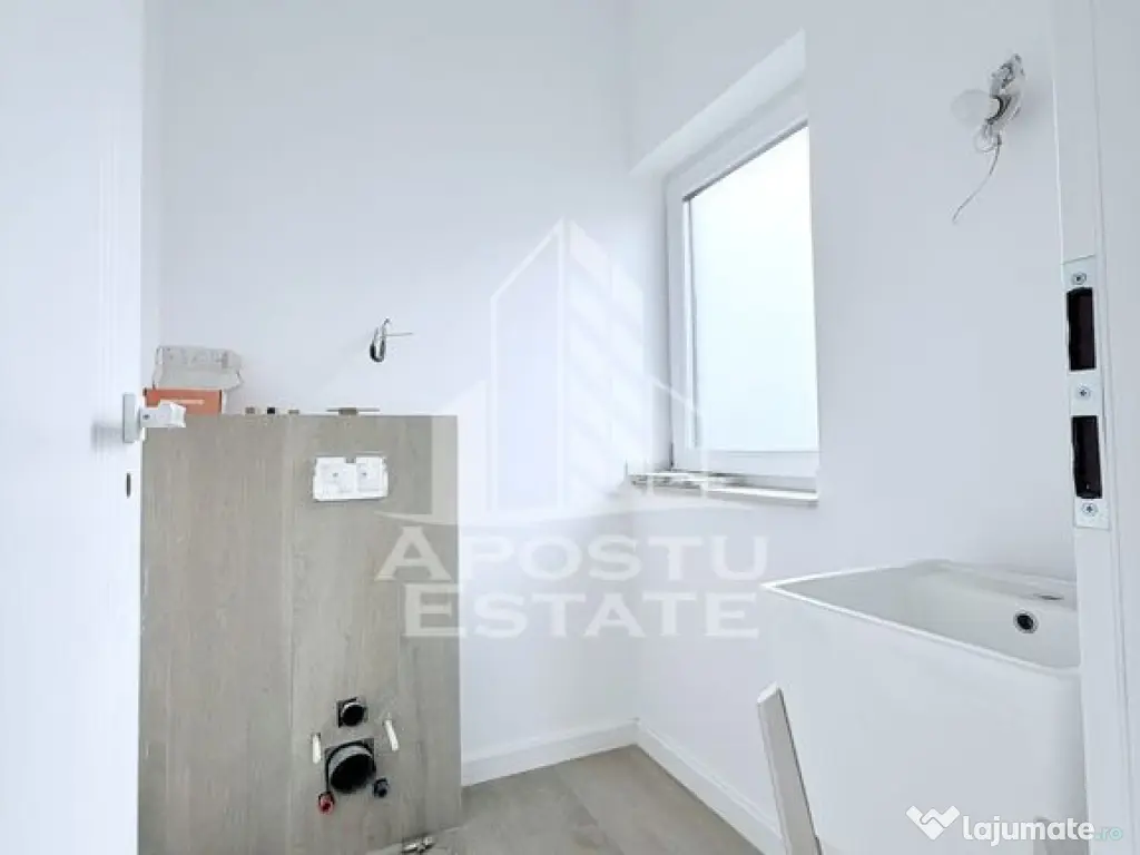 Locuinta moderna de tip duplex in Mehala, la doar 10 minu...