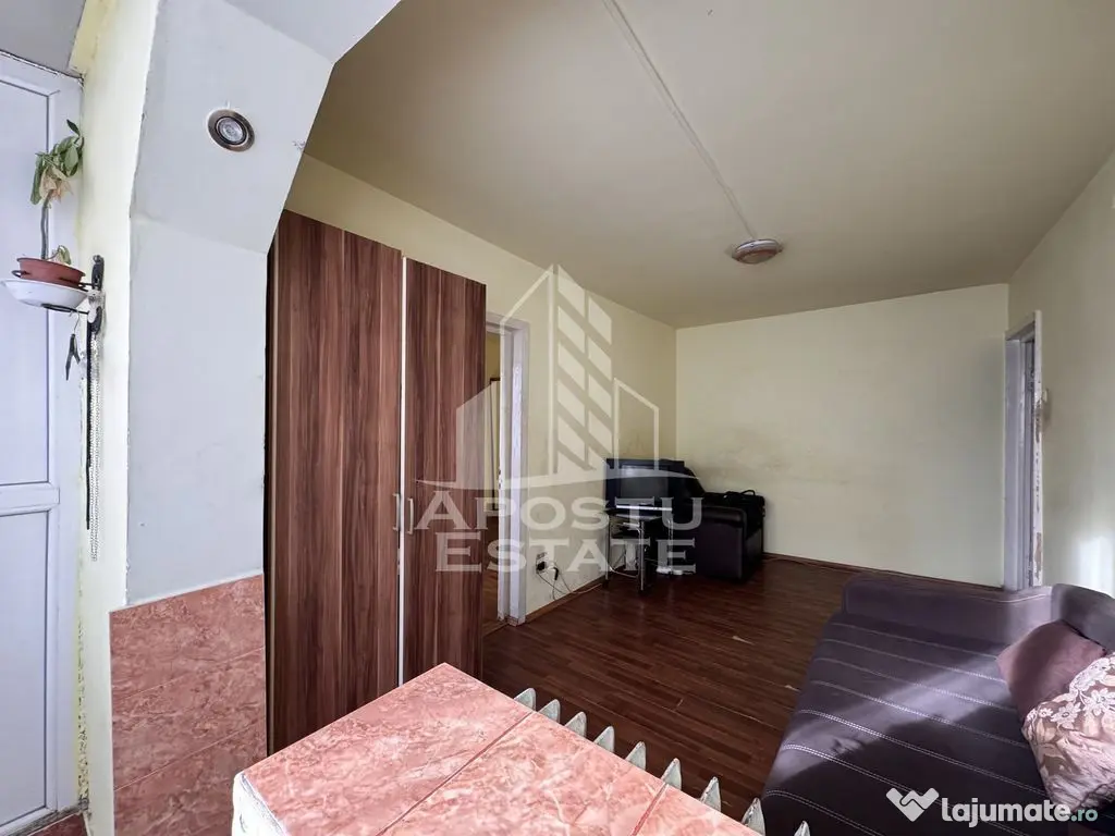 Apartament 2 camere , semidecomandat, 37mp utili, et.4/4,...