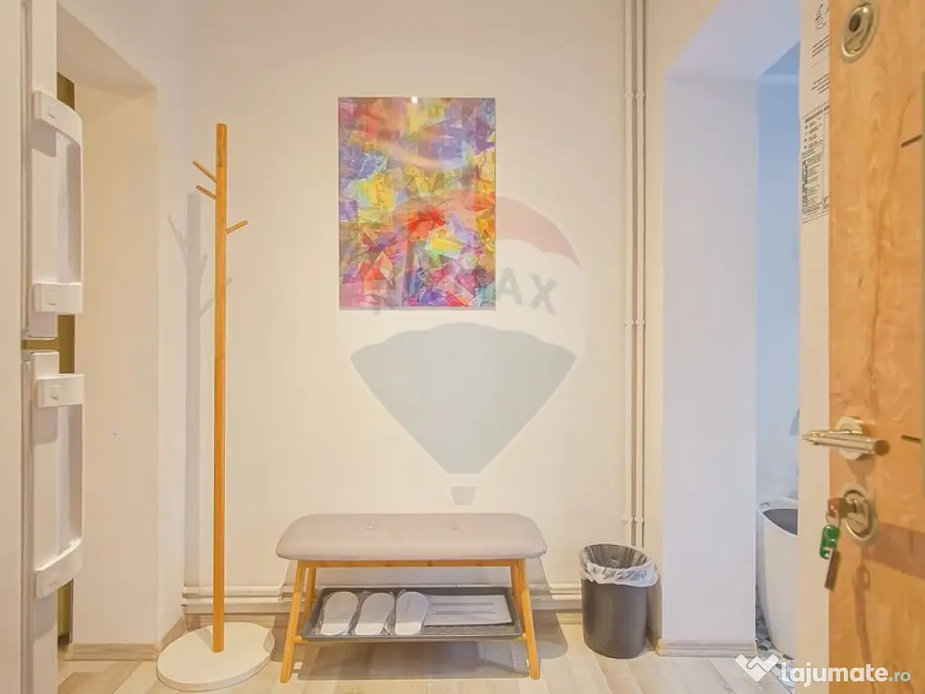 Casa cu 5 studiouri independente, terasa rooftop, vedere ... 