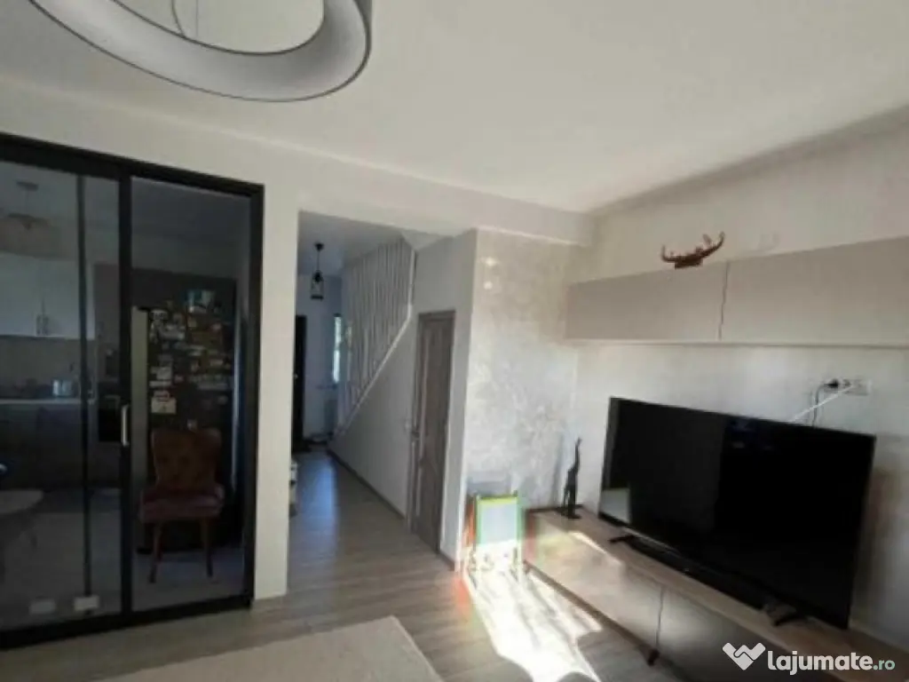 Bragadiru – casa de vanzare, 4 camere, P+1+Pod 