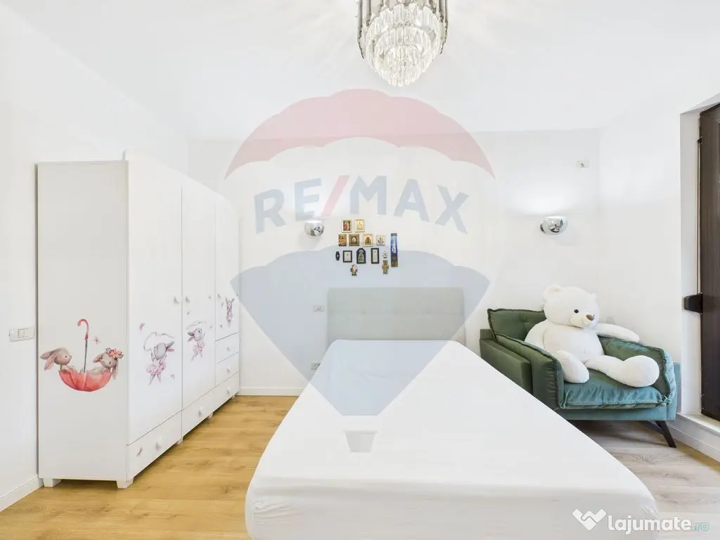 Casa cu 3 camere de vanzare | Petresti | Curte 214mp 