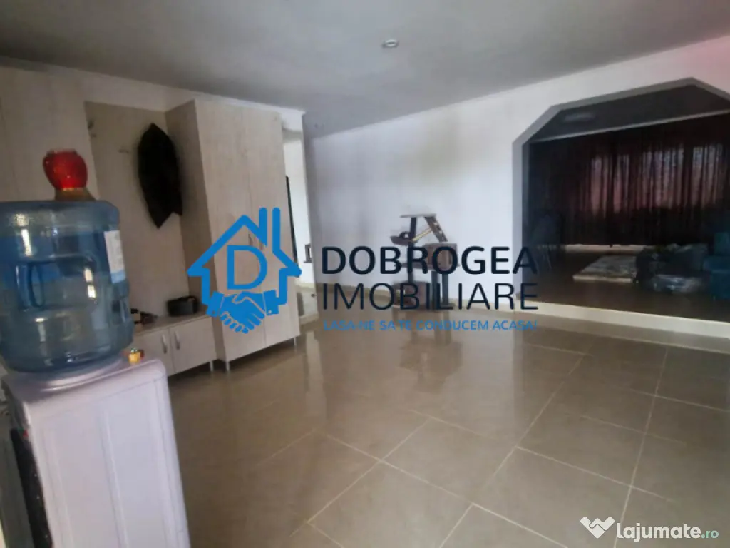 APARTAMENT 4 CAMERE - SUPRAFATA 180 MP+TERASA 30 MP