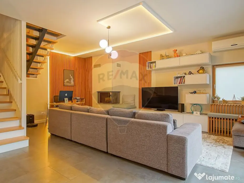 Vila moderna cu vedere spre padure Poiana Angelescu 