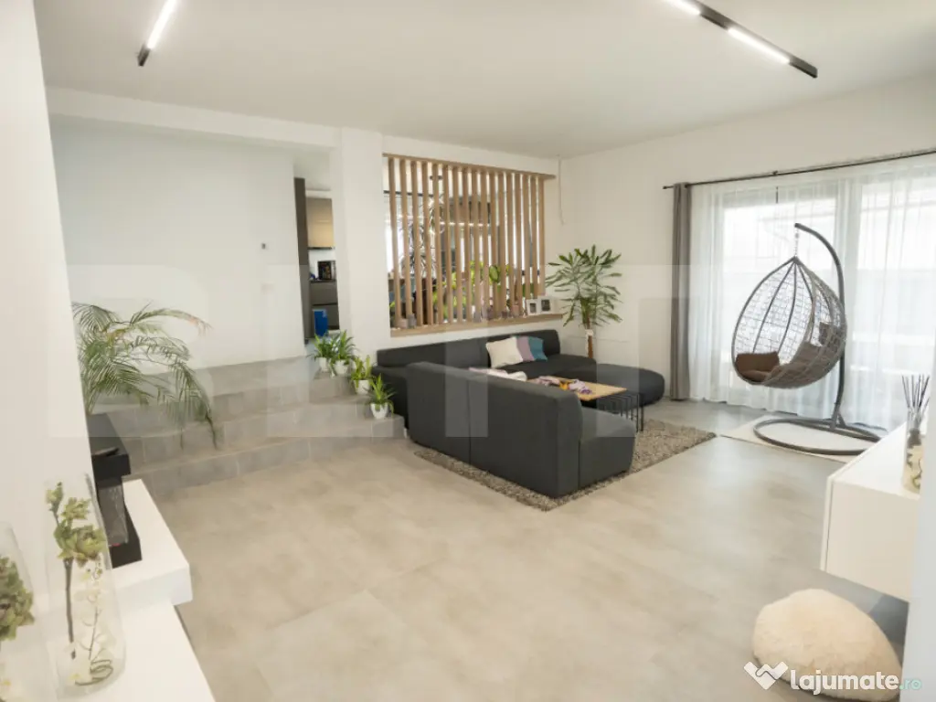 Casa lux pe un singur nivel in Nufarul- OPORTUNITATE