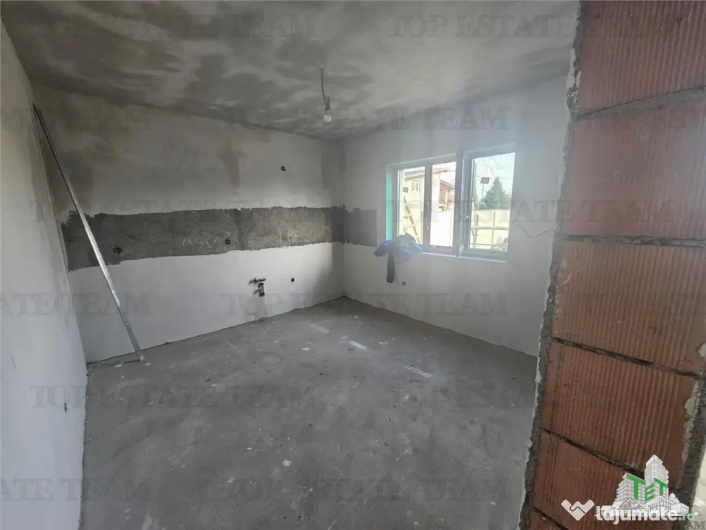 Vila 4 camere asfalt/incalzire pardoseala la 20 minute de me