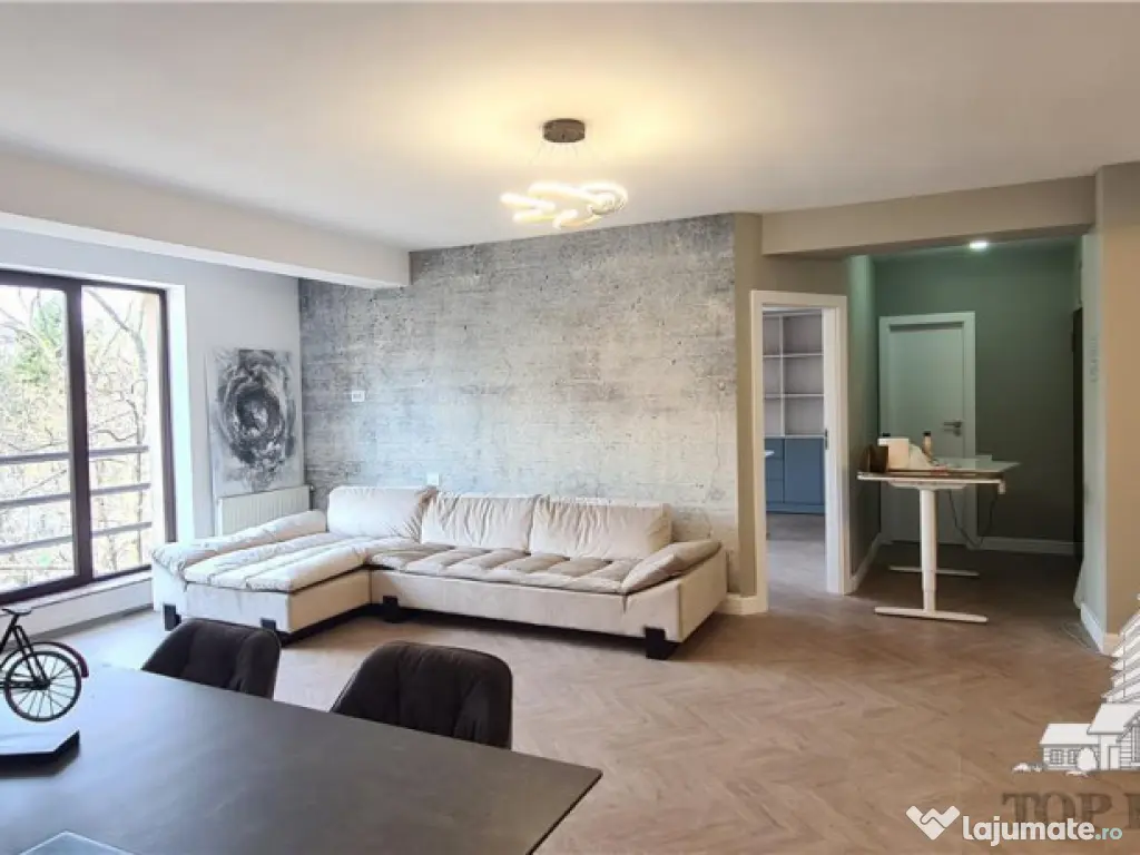 Apartament cu 4 camere de in zona Arcul de Triumf 