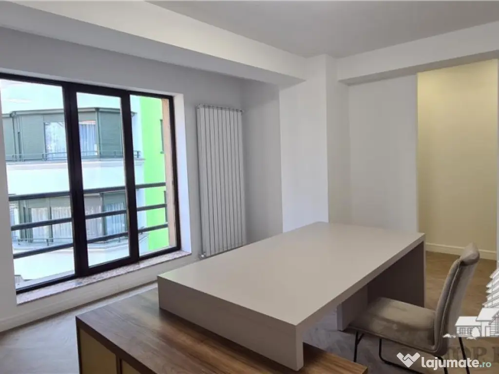 Apartament cu 4 camere de in zona Arcul de Triumf 