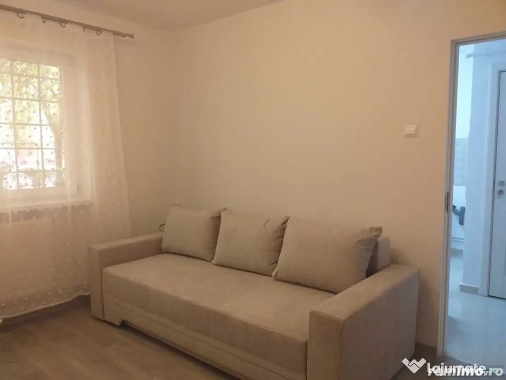 Garsoniera zona Dristor