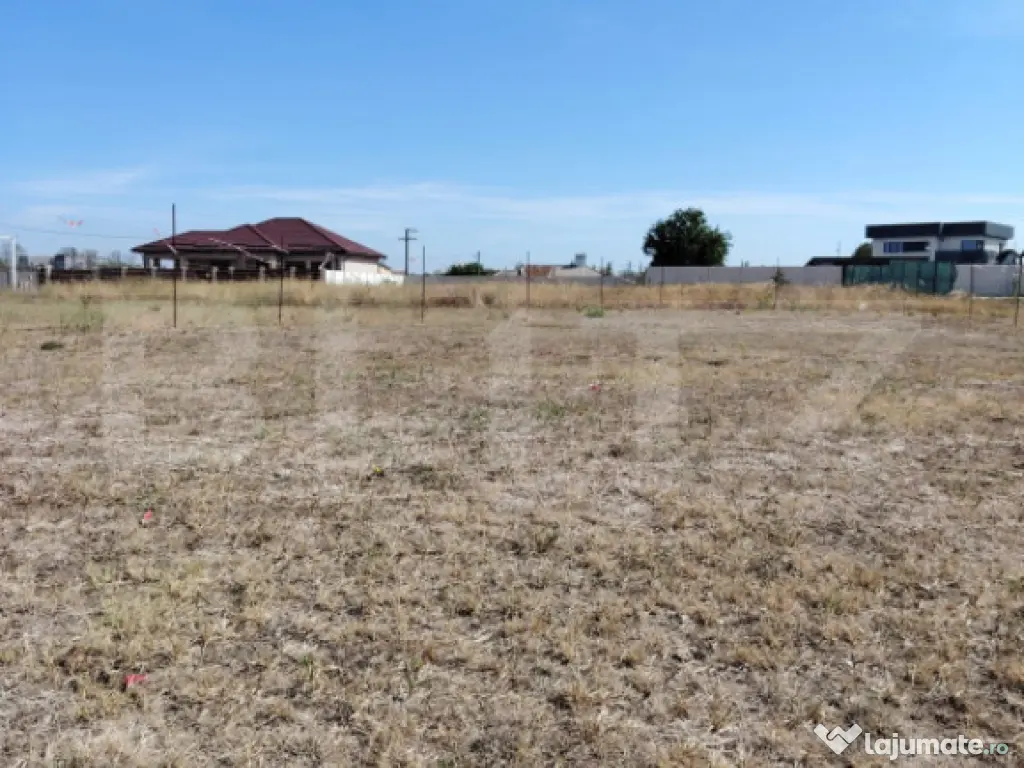 Teren intravilan, 949 mp, deschidere la 2 strazi, Malu Mare