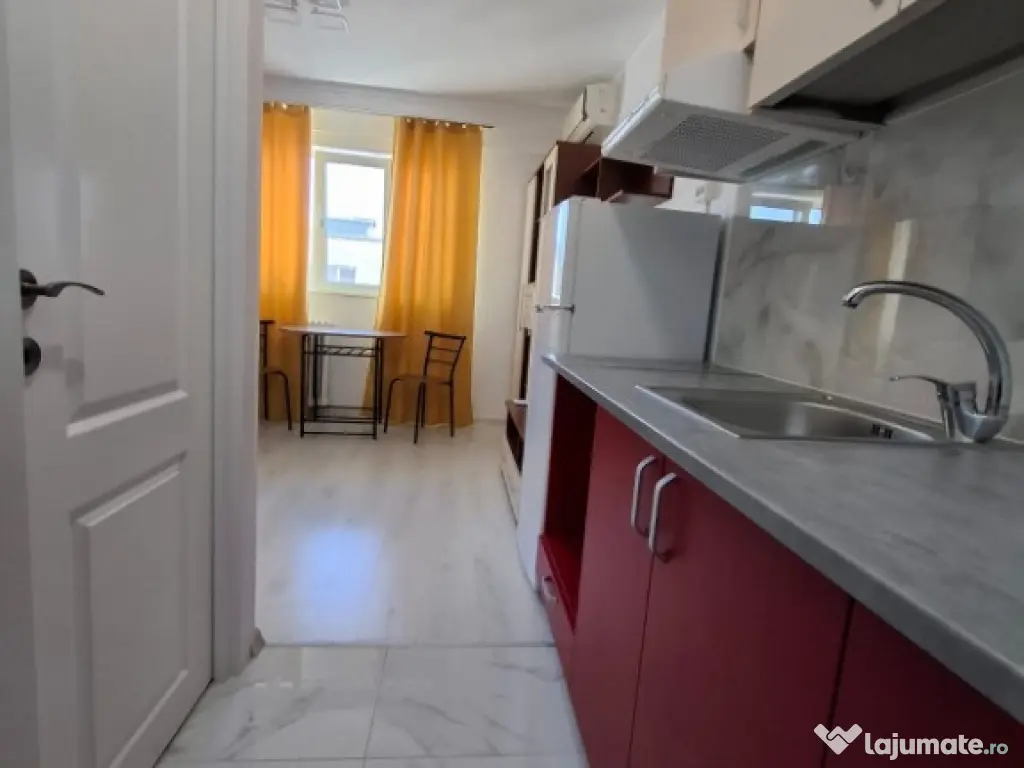 Cameră de cămin cu baie prorie,închirită cu 250euro