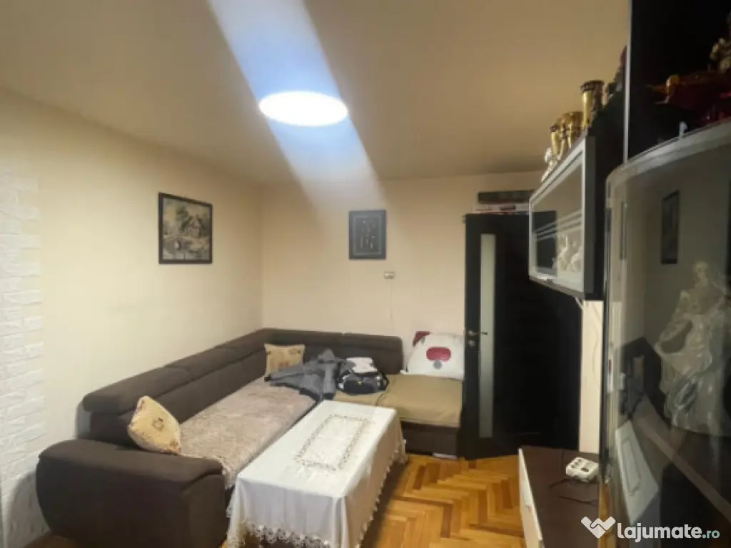 Apartament 3 camere, 60 mp utili, zona Central