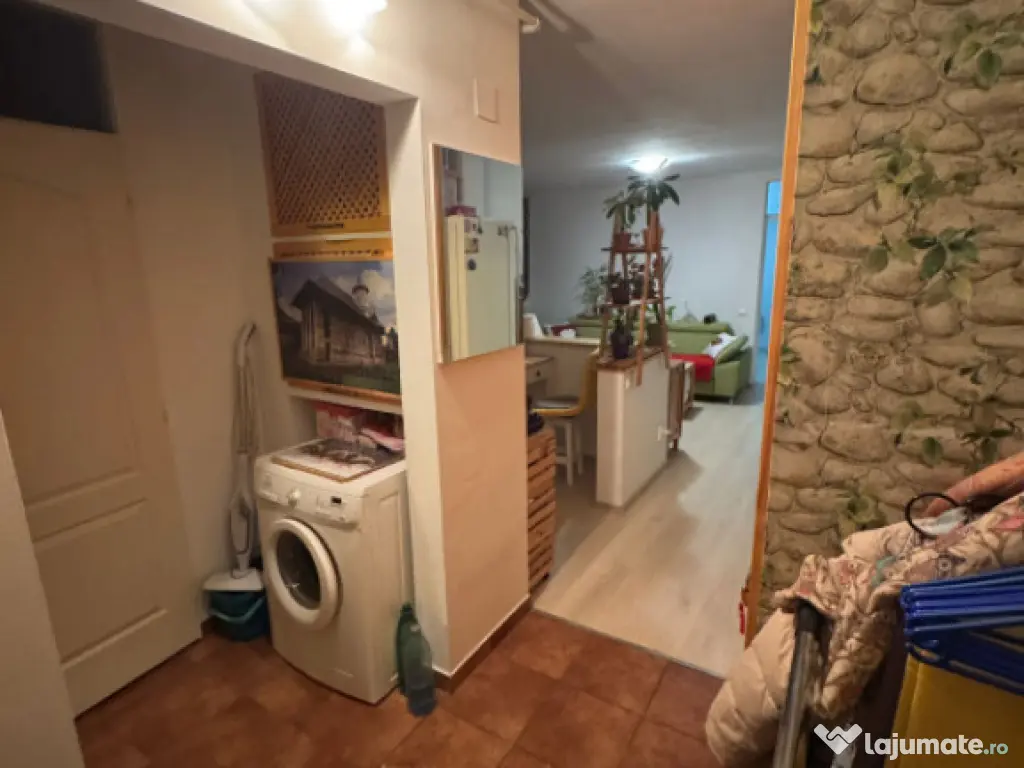 Apartament 3 camere, 57 mp, zona Progresul