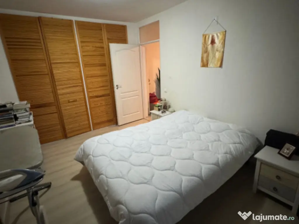 Apartament 3 camere, 57 mp, zona Progresul