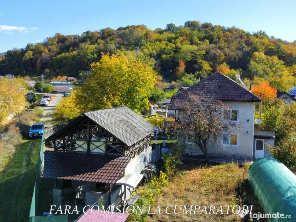 BUDESTI - CASA LANGA ORAS, TEREN 935 MP 