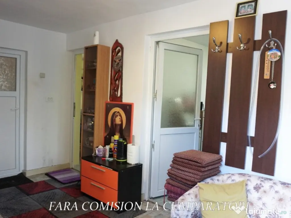 BUDESTI - CASA LANGA ORAS, TEREN 935 MP 