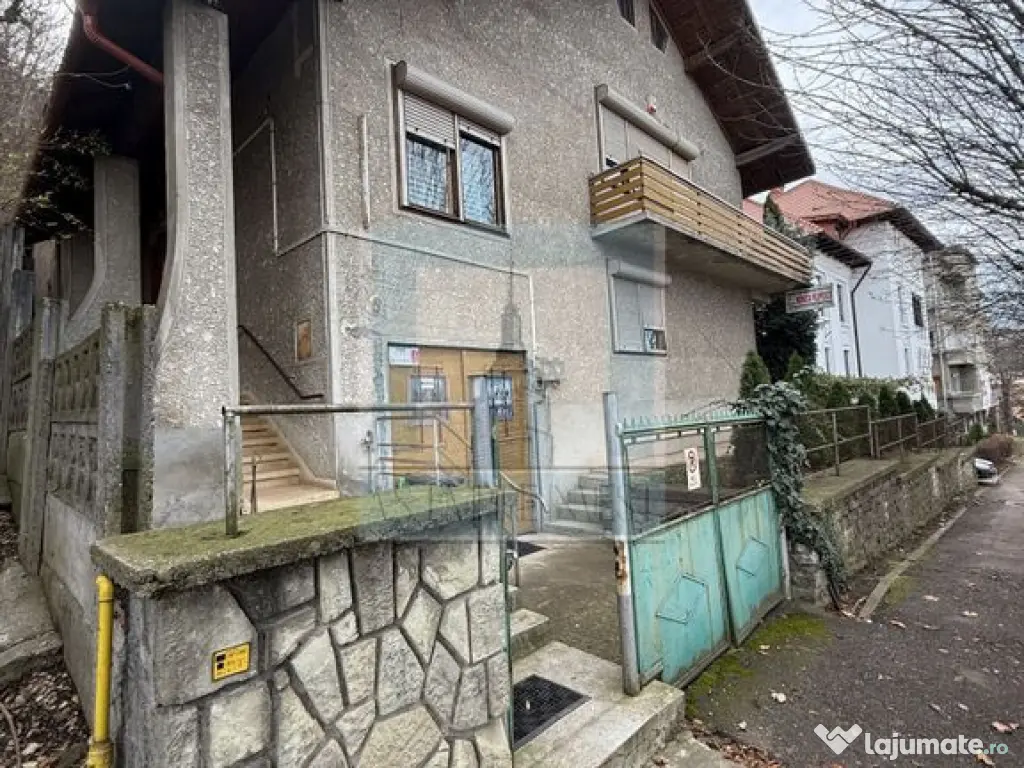 CASA/VILLA Individuală , teren 560 mp, D+P+E+pod-zona Ce... 