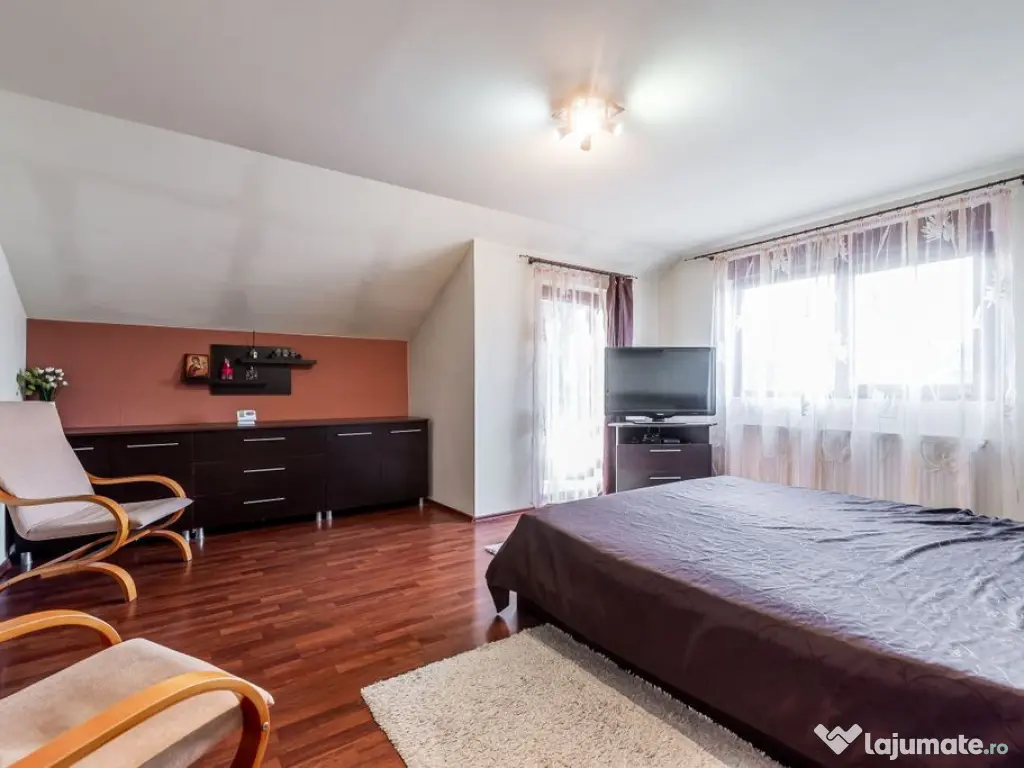 VILĂ MODERNĂ CU PISCINĂ, SAUNĂ- COMISION 0% – ARADU... 