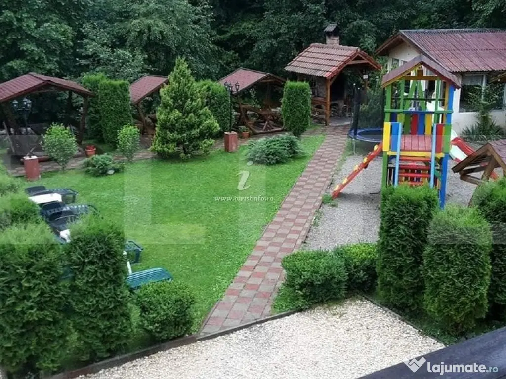 Pensiune turistica Moeciu, Cheia, 10 camere