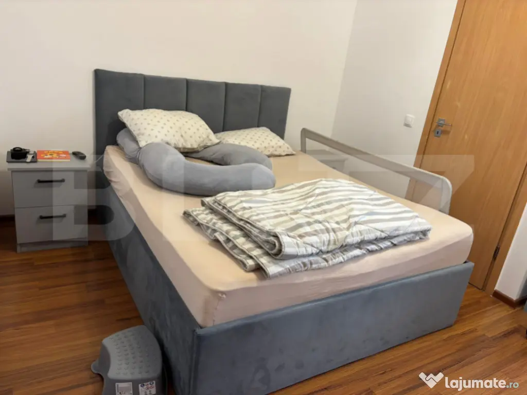 Apartament cu 3 camere de vanzare, 117 mp, zona Baritiu
