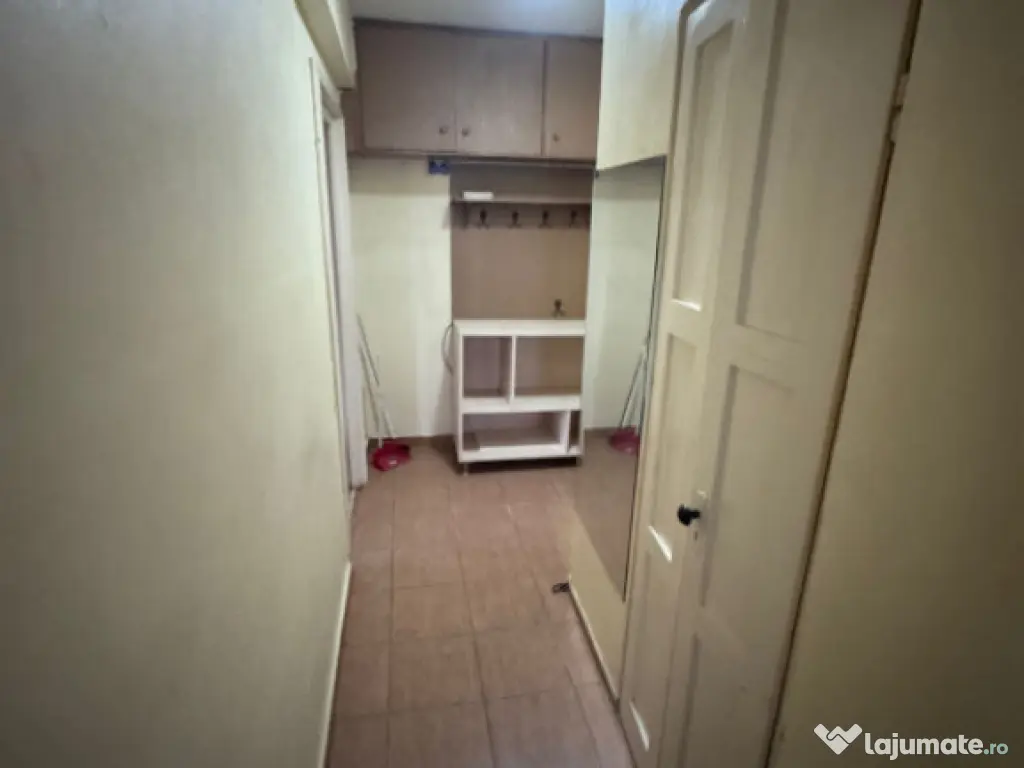 Apartament 2 camere de vanzare, in zona City Park Mall, Cons 