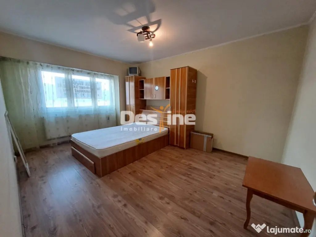 Dacia, Apartament 3 camere, DECOMANDAT, 143.990 EURO