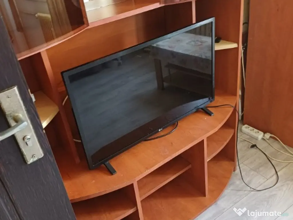 Si familiie cu copii - anmal de companie - Granit garsoniera mobilata 