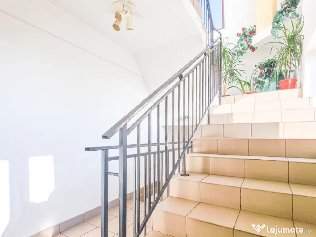 De vânzare – Proprietate comercială tip Restaurant & ... 