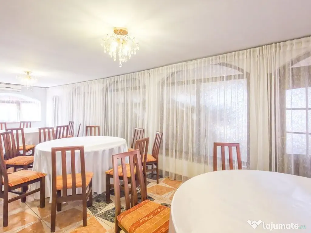 De vânzare – Proprietate comercială tip Restaurant & ... 