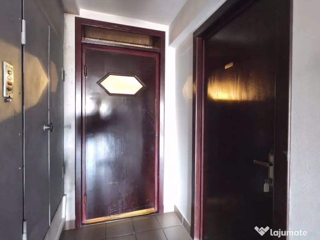 De vânzare – Proprietate comercială tip Restaurant & ... 