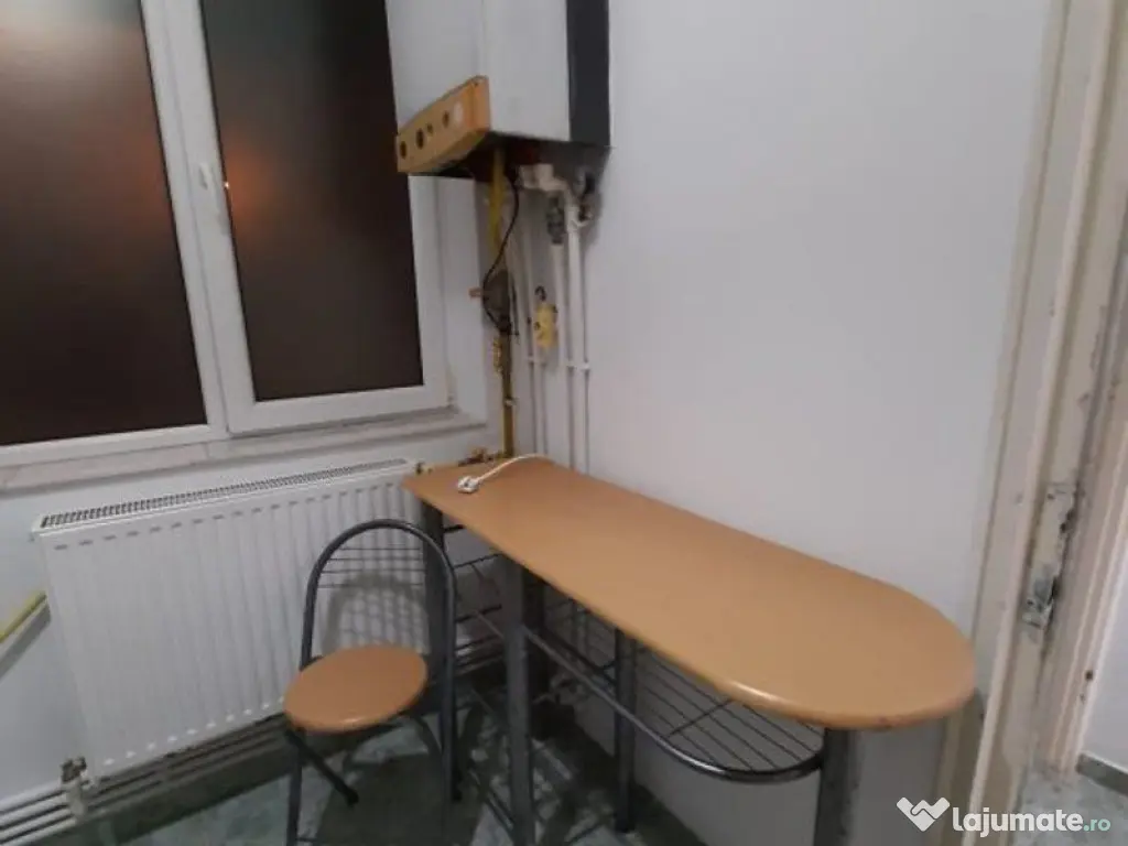 Apartament cu o camera, zona centrala - Parcul Eminescu